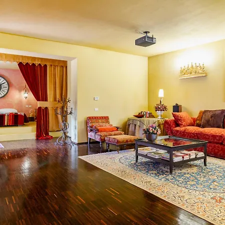 Apartment Bohemian Spacious And Loft Bologna